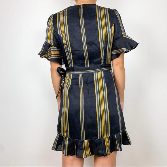 Honeypunch Lulus Black Striped Short Sleeve Ruffle Wrap Mini Dress Size Medium - Picture 7 of 13